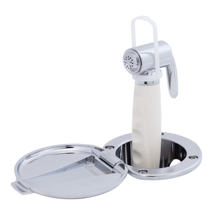 Ducha empotrada Ambassador Marine 136-0012-CW-R con taza y tapa cromadas, rociador Hammer-Head blanco cálido y manguera de goma blanca de 1,8 m