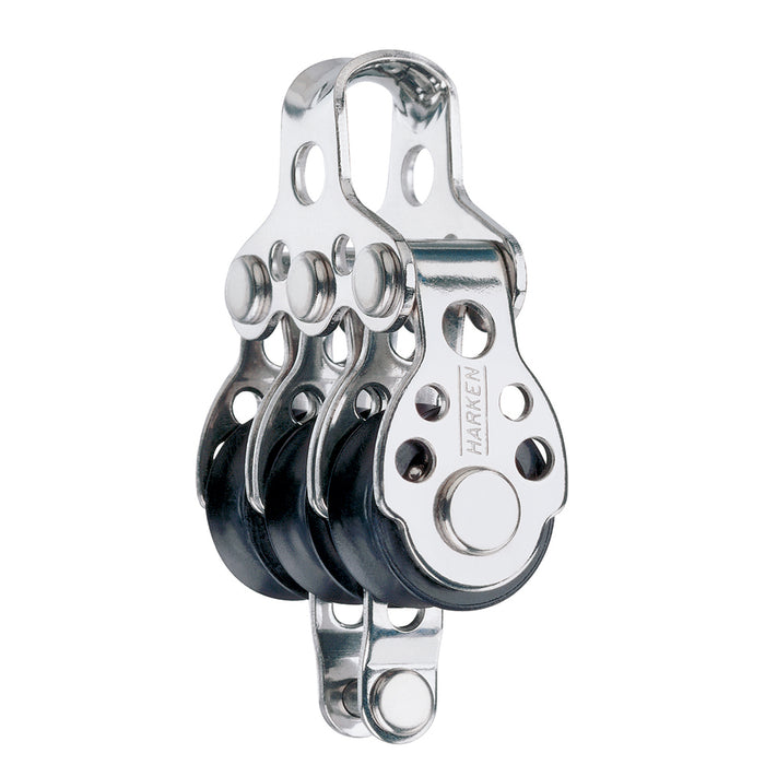 Bloque triple Harken de 16 mm con arraigo