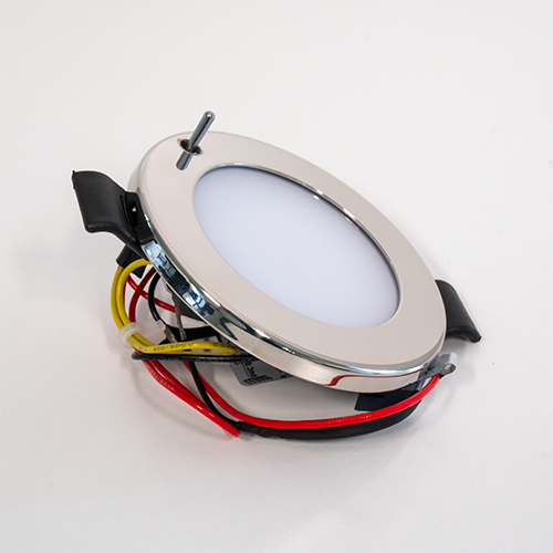 BCM Orlando 75, 3000K/Rojo, Marco de interruptor, IP66, | Acero inoxidable pulido, Montaje por resorte, 8-32 V