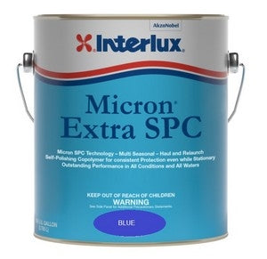 Interlux Micron Extra SPC Pintura antiincrustante de copolímero autopulimentante azul para varias estaciones (cuarto de galón)