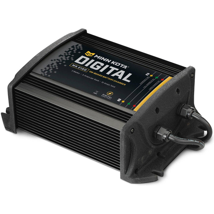 Minn Kota 1822105 On-Board Digital Battery Charger 5A 2