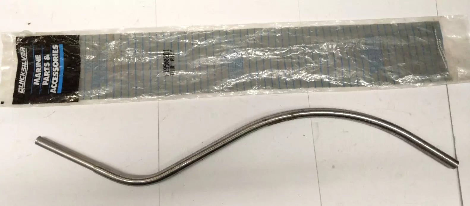 Mercury FI9500281 Conjunto de tubo de prueba de aceite de varilla medidora marina Mercury Quicksilver Fi9500281 Nos Classic